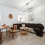 Reborn Luxury Apartament