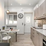 Reborn Luxury Rhodes City
