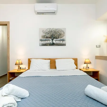 Reborn Luxury Apartamento *